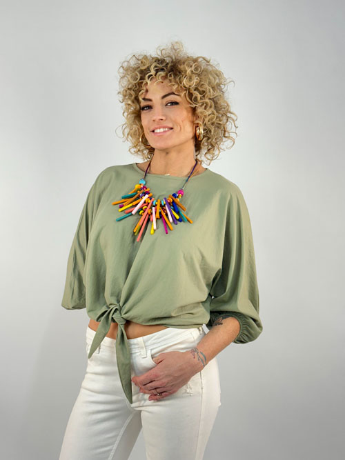 camiseta y collar ego egoitalia venta de ropa al por mayor mayoristas ropa de mujer españa francia portugal ropa femenina