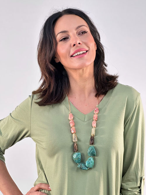 camiseta y collar joy egoitalia venta de ropa al por mayor mayoristas ropa de mujer españa francia portugal ropa femenina