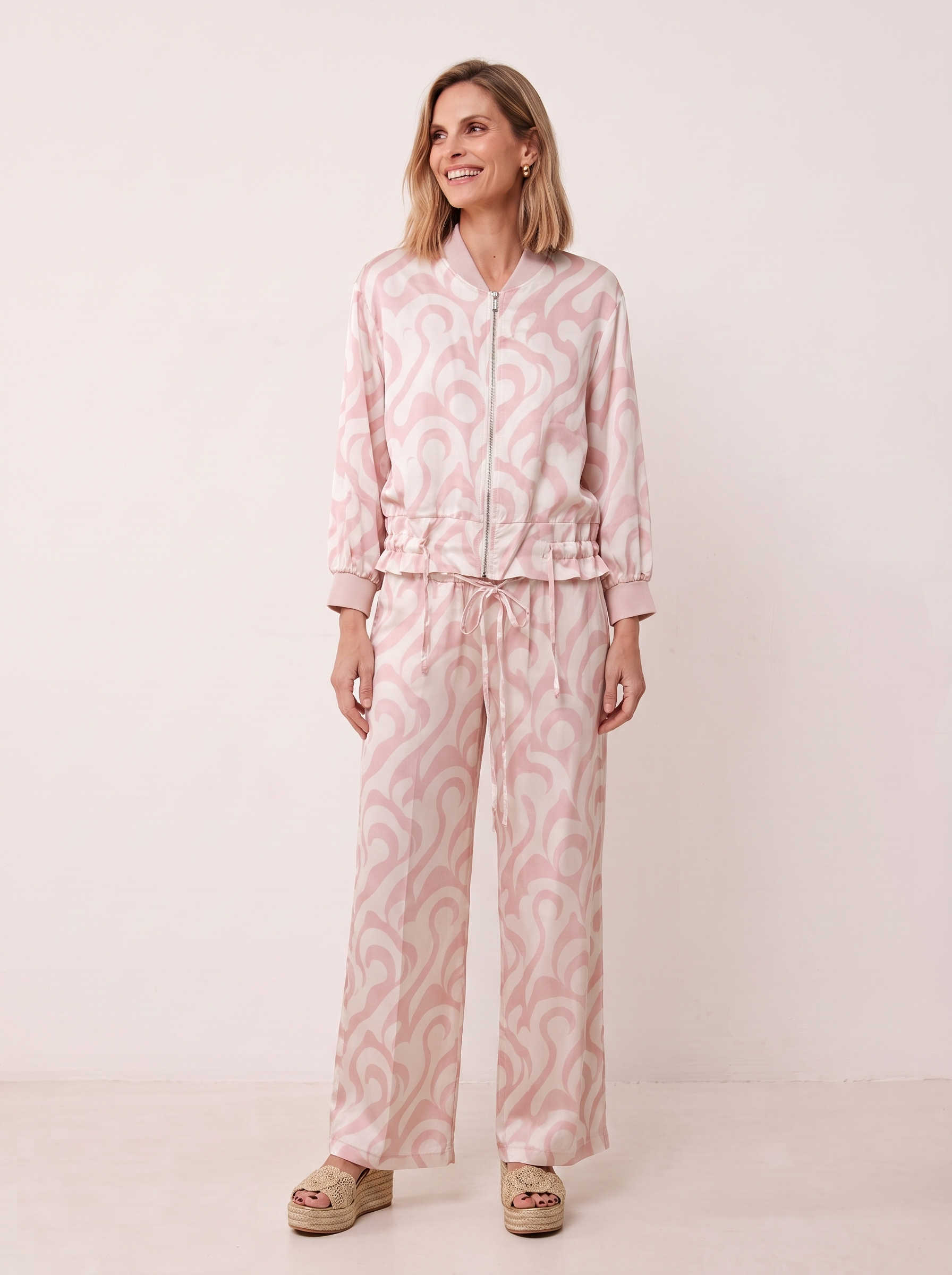 venta ropa mujer al por mayor fabricantes en Italia Daniela Cool Conjunto Bomber satén rosa